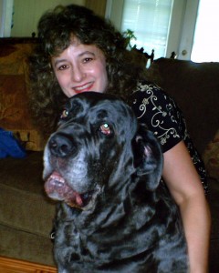 Dr Kim Bloomer with her Neo Mastiff Shadrach